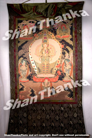 Boeddha van compassie, Avalokitashwara. Klik op dit plaatje om een grote afbeelding te zien...
